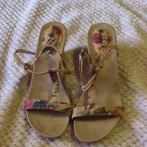 Style & Co. Tan Floral Sandals